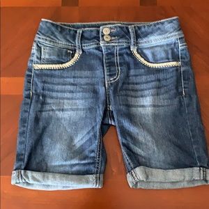 Girl’s shorts